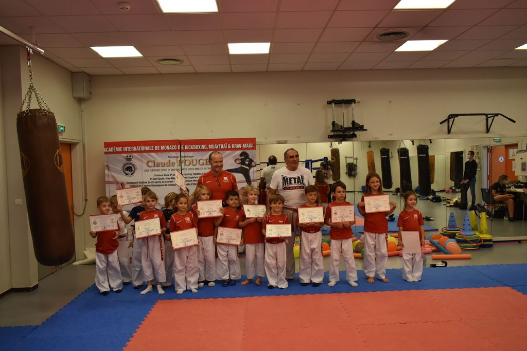 KICKBOXING AND FULL-CONTACT COURSE DIRECTED BY M. DOMINIQUE VALERA, 9TH DEGREE BLACK BELT AND 9TH DAN OF KARATE, WORLD CHAMPION